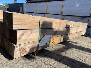 Ca. 18x Douglas Balken Geschaafd, 140x140mm, lengte 300cm